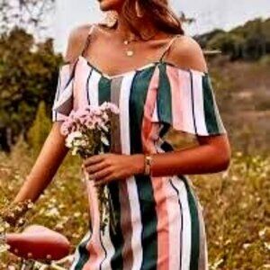 Boutique Striped Mini Dress – V-Neck Flutter Sleeve, Size Medium (NWOT) - HOCO!!